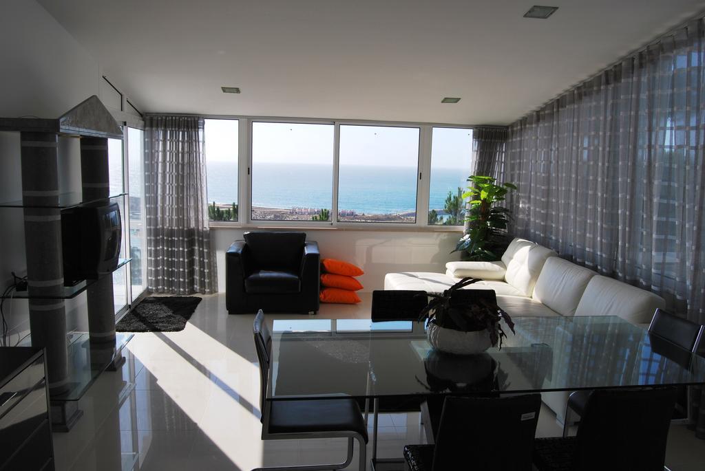 7 Saias Apartment *